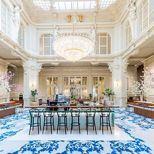 Grandhotel Pupp Отель